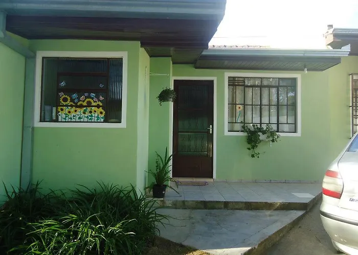 Hostel & Pousada Ecoville Curitiba